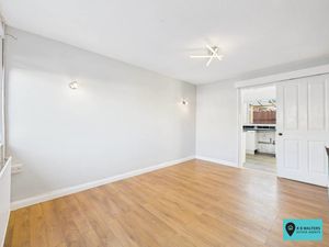 Living Room- click for photo gallery